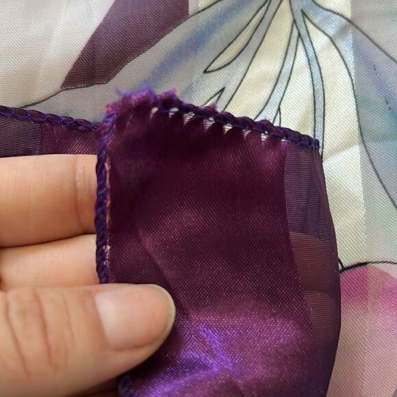 ROMA Beautiful Sheer Purple lavander Tulips Polyester Scarf 38x38 - Picture 9 of 10